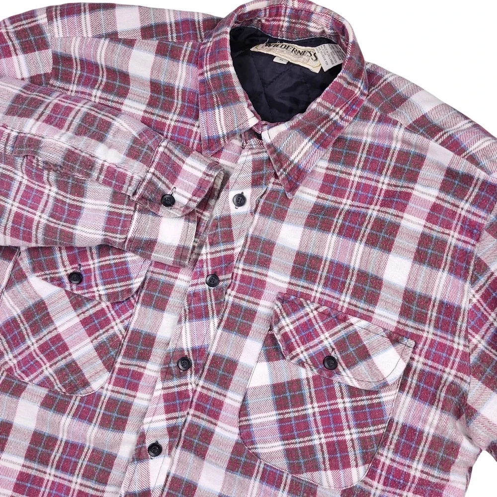 Wilderness Flannel Shirt Jacket Mens Medium Maroon Plaid Quilted Lined Outdoors